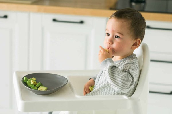 Développement et nutrition de l'enfant : conseils pour une meilleure alimentation